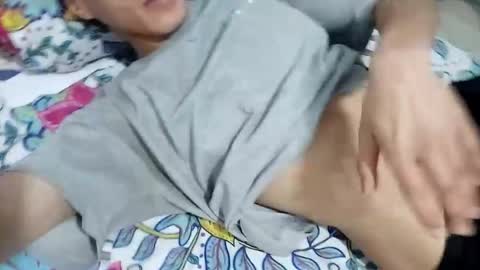 Snapshot of yeisongomezz chatting on October 17, 2025, 12:01 am yeisongomezz online show from October 17, 2025, 12:01 am