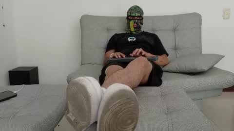 yeisongomezz online show from July 6, 2026, 8:11 pm