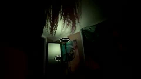 Ella Ts online show from March 17, 2026, 7:23 am