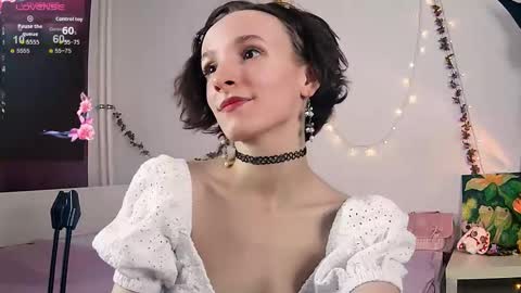 Liya online show from October 17, 2025, 3:14 pm