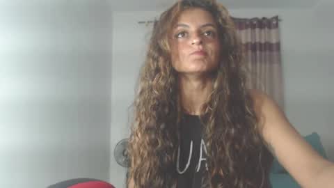 Snapshot of yemaya_28 chatting on April 25, 2026, 5:10 am Yemaya 28 online show from April 25, 2026, 5:10 am