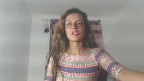 Snapshot of yemaya_28 chatting on May 25, 2026, 4:51 am Yemaya 28 online show from May 25, 2026, 4:51 am