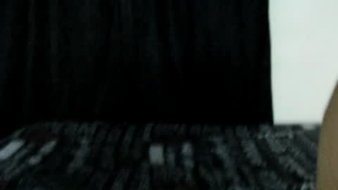 yenifer maicol online show from April 3, 2026, 2:48 pm