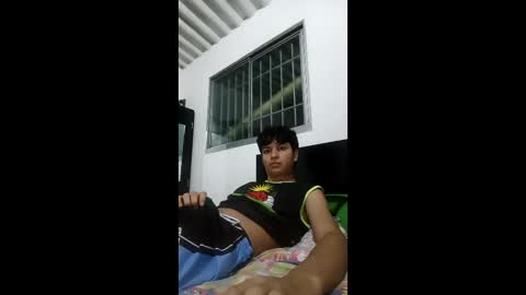Snapshot of yeremy_boy chatting on June 10, 2026, 12:22 am yeremy_boy online show from June 10, 2026, 12:22 am