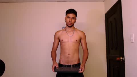 Snapshot of yerfon_s1 chatting on December 18, 2024, 10:46 pm Yeff ind. model online show from December 18, 2024, 10:46 pm