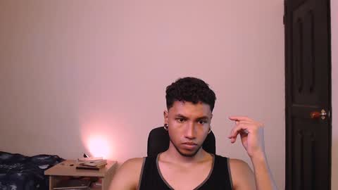 Snapshot of yerfon_s1 chatting on January 14, 2025, 3:43 am Yeff ind. model online show from January 14, 2025, 3:43 am