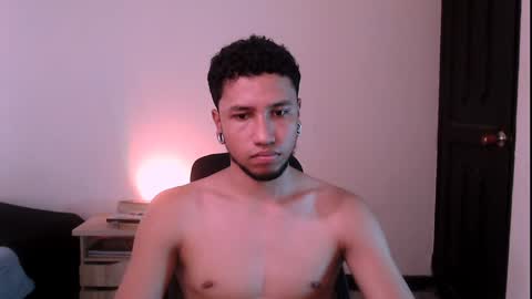 Snapshot of yerfon_s1 chatting on January 31, 2025, 6:25 pm Yeff ind. model online show from January 31, 2025, 6:25 pm