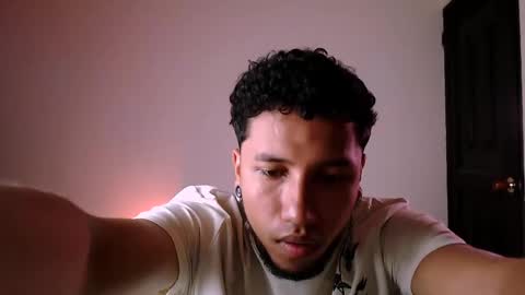 Snapshot of yerfon_s1 chatting on February 14, 2025, 12:09 am Yeff ind. model online show from February 14, 2025, 12:09 am