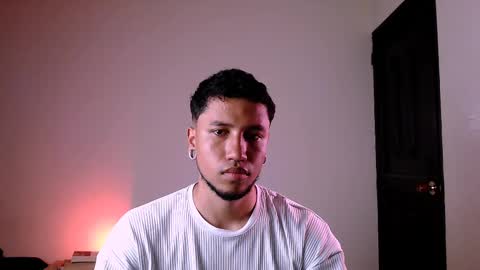 Snapshot of yerfon_s1 chatting on February 22, 2025, 12:38 am Yeff ind. model online show from February 22, 2025, 12:38 am