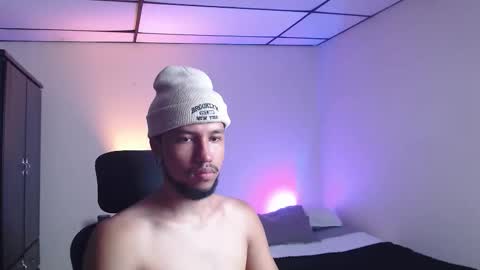 Snapshot of yerfon_s1 chatting on November 20, 2025, 10:09 pm Yeff ind. model online show from November 20, 2025, 10:09 pm