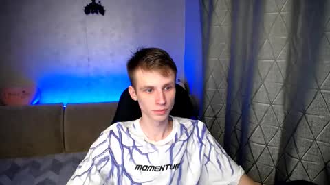 Snapshot of yes_cute_boy_ chatting on March 2, 2025, 10:38 pm Eden online show from March 2, 2025, 10:38 pm