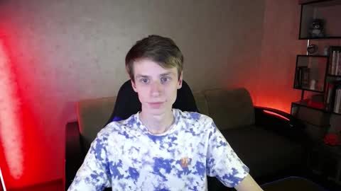 Snapshot of yes_cute_boy_ chatting on October 12, 2025, 6:40 pm Eden online show from October 12, 2025, 6:40 pm