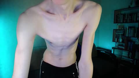 Snapshot of yes_cute_boy_ chatting on February 13, 2026, 7:43 pm Eden online show from February 13, 2026, 7:43 pm