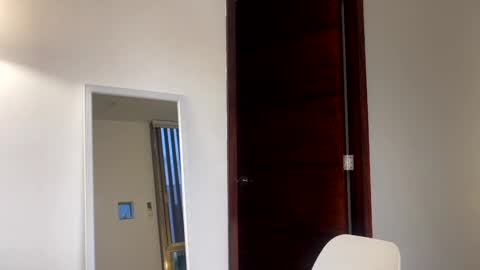 Snapshot of yes_mommy_zlata chatting on December 6, 2024, 11:14 pm Zlata online show from December 6, 2024, 11:14 pm