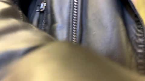 Snapshot of yes_mommy_zlata chatting on November 17, 2025, 4:13 pm Zlata online show from November 17, 2025, 4:13 pm