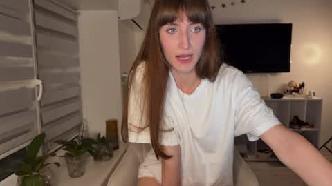 Zoe online show from May 23, 2026, 8:46 pm