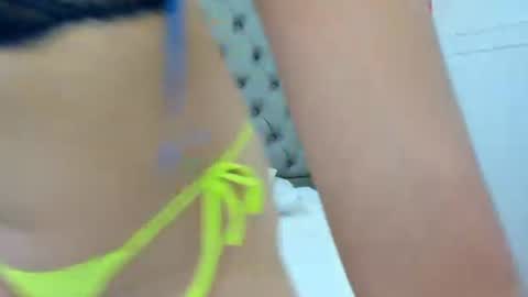 yesi_lombana online show from July 28, 2026, 8:01 pm