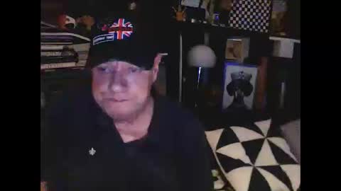 Snapshot of yessex247 chatting on October 11, 2025, 4:12 am yessex247 online show from October 11, 2025, 4:12 am