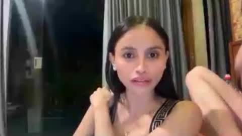 yessica online show from June 17, 2026, 6:20 pm