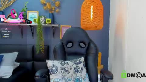 yessika_parker online show from April 25, 2026, 1:41 pm