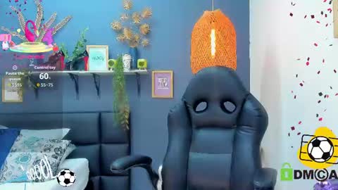 yessika_parker online show from June 18, 2026, 9:14 am