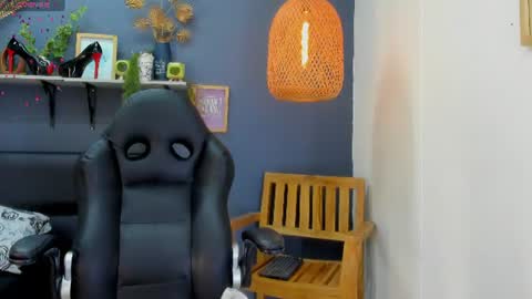 yessika_parker online show from July 24, 2026, 8:45 am
