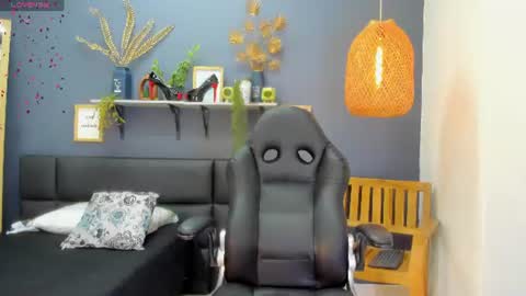 yessika_parker online show from July 25, 2026, 8:45 am