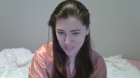 Kira online show from March 27, 2026, 1:44 pm