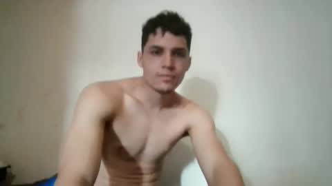 yhoangaga2025 online show from May 13, 2026, 3:42 pm