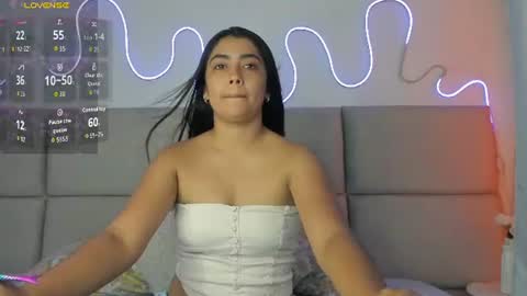 Snapshot of yiiraa chatting on June 10, 2026, 7:13 pm Dariany online show from June 10, 2026, 7:13 pm