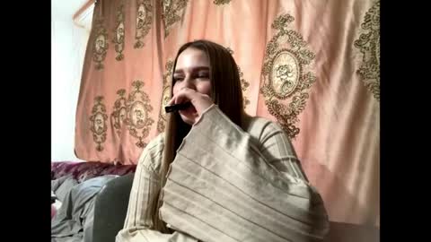 Snapshot of yingchamberlin chatting on April 16, 2026, 2:07 pm Eva online show from April 16, 2026, 2:07 pm