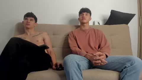 yizus_bonz online show from June 22, 2026, 11:24 pm