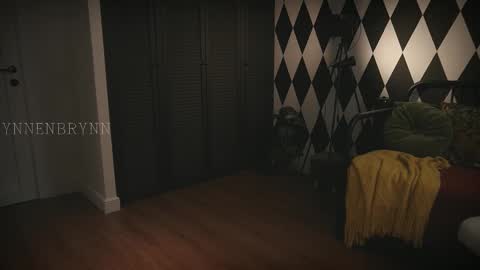 Snapshot of ynnenbrynn chatting on February 20, 2025, 10:59 am ynnenbrynn online show from February 20, 2025, 10:59 am