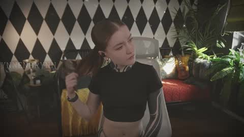 Snapshot of ynnenbrynn chatting on March 10, 2025, 4:49 am ynnenbrynn online show from March 10, 2025, 4:49 am