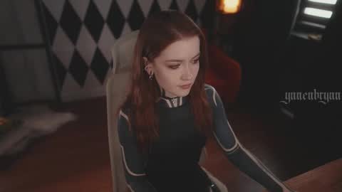 Snapshot of ynnenbrynn chatting on September 15, 2025, 7:30 am ynnenbrynn online show from September 15, 2025, 7:30 am