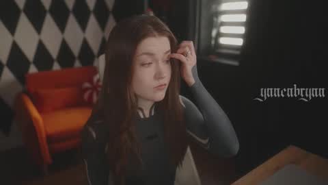 ynnenbrynn online show from December 16, 2025, 6:29 am