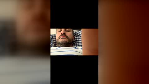 Snapshot of ynno31 chatting on June 1, 2026, 5:42 am Giannis online show from June 1, 2026, 5:42 am