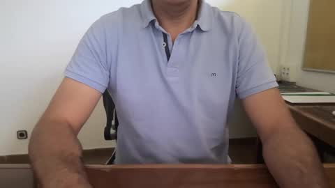 Snapshot of yo47 chatting on October 28, 2025, 3:25 pm Yo47 online show from October 28, 2025, 3:25 pm