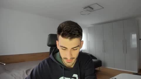 yoda130305 online show from March 14, 2026, 4:56 pm