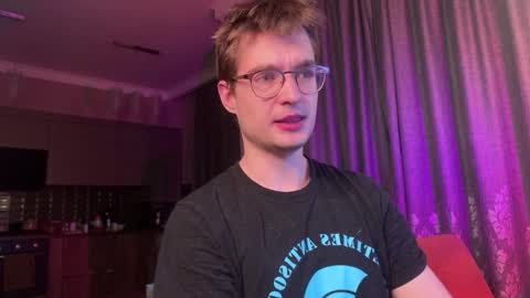 Max online show from December 19, 2024, 4:13 am