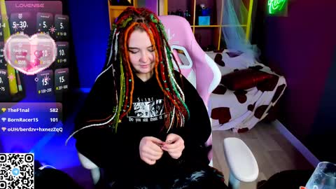 Yoki online show from February 6, 2025, 7:18 pm