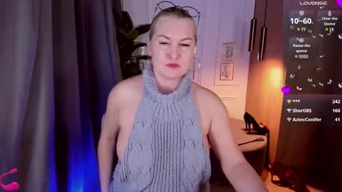 Snapshot of yolanda_kiss chatting on March 12, 2025, 3:57 am Yolanda online show from March 12, 2025, 3:57 am