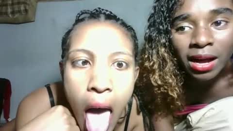 Snapshot of yolandrina05 chatting on September 11, 2025, 1:44 pm yolandrina05 online show from September 11, 2025, 1:44 pm