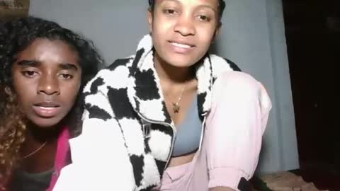 Snapshot of yolandrina05 chatting on September 16, 2025, 7:04 pm yolandrina05 online show from September 16, 2025, 7:04 pm