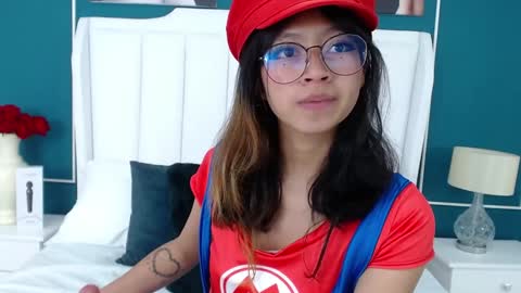 Snapshot of yommi_winx chatting on January 18, 2025, 9:55 pm Yommi Winx online show from January 18, 2025, 9:55 pm