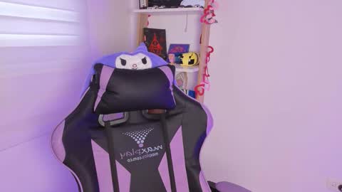 Snapshot of yommi_winx chatting on November 13, 2025, 8:19 pm Yommi Winx online show from November 13, 2025, 8:19 pm