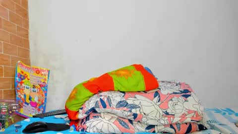 Snapshot of yonnsol_avril chatting on December 15, 2024, 3:02 am yonnsol_avril online show from December 15, 2024, 3:02 am