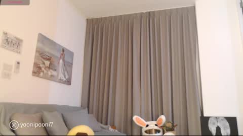 yoonipooni online show from February 20, 2025, 4:36 pm