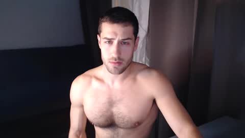 Snapshot of yoooups chatting on December 13, 2024, 1:12 pm Yoooups online show from December 13, 2024, 1:12 pm