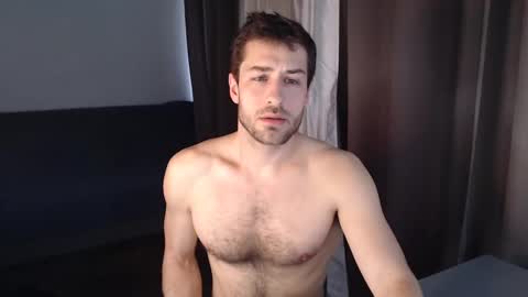 Snapshot of yoooups chatting on March 6, 2025, 8:19 am Yoooups online show from March 6, 2025, 8:19 am